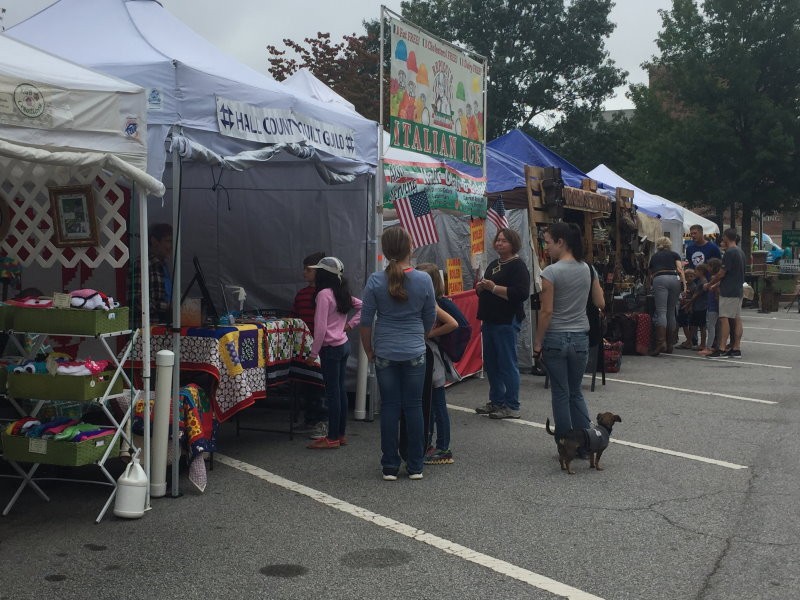 PHOTOS Mule Camp Market takes over Gainesville Square